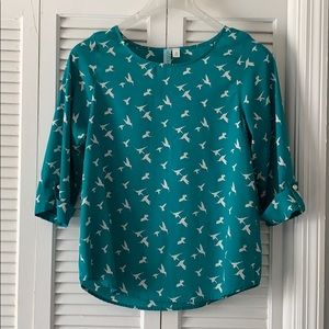 Quarter sleeve business casual blouse